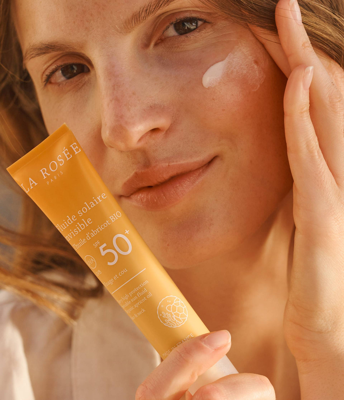Fluide solaire invisible SPF 50+