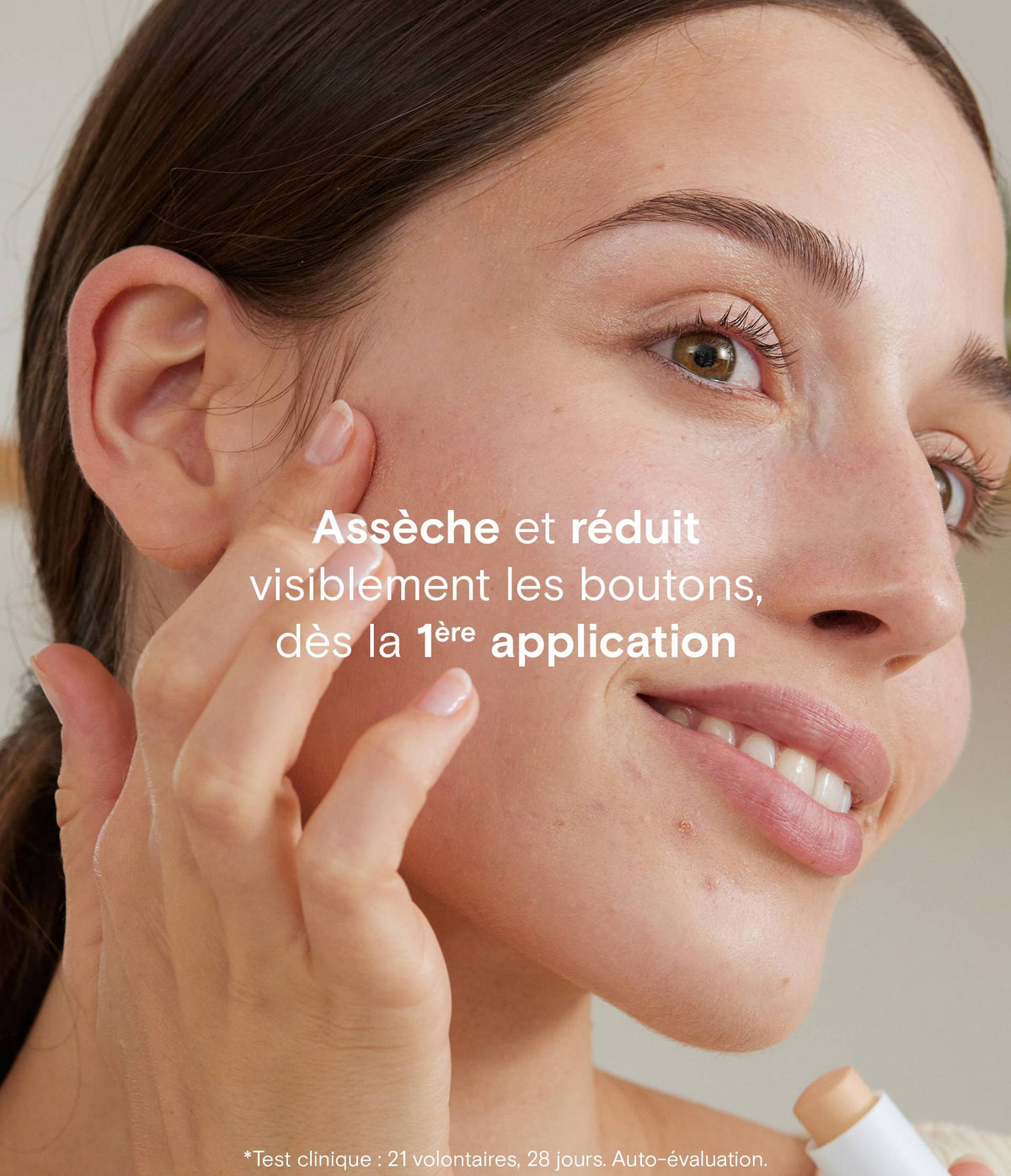 Stick correcteur teinté anti-imperfections rechargeable